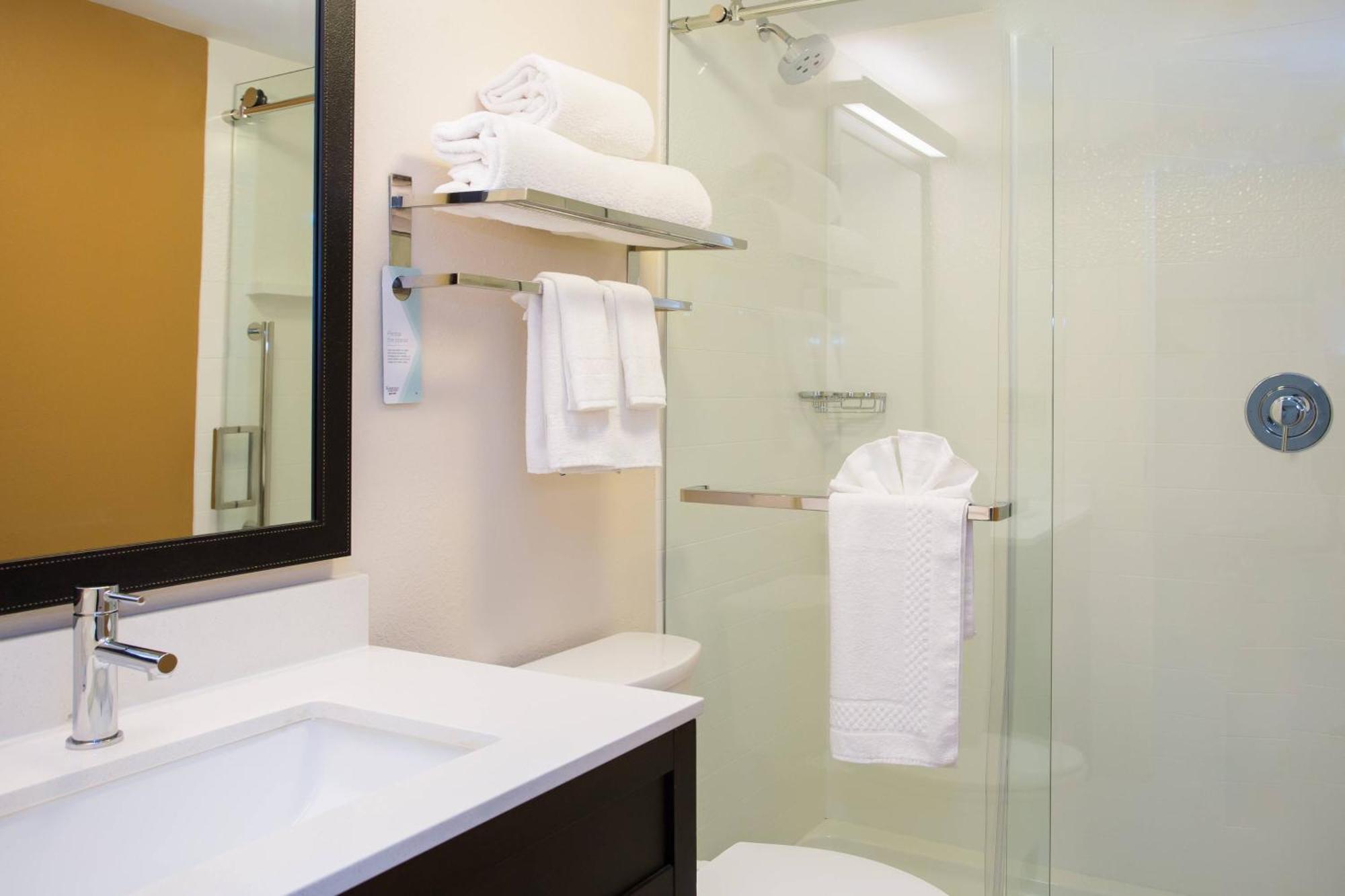 Fairfield By Marriott Inn & Suites Raynham Middleborough/Plymouth Extérieur photo